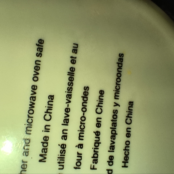 Yellow M&M Mug - Picture 4 of 4